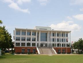 泰国曼谷吞武里大学