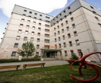 匈牙利多瑙新城大学有宿舍吗？